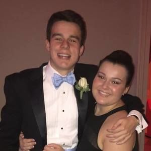 Meet your Posher, Anna rose